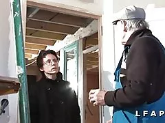 Нас бие гүйцсэн дуусгах ноцтой sodomisee dans нүб-ын gangbang хамт papy